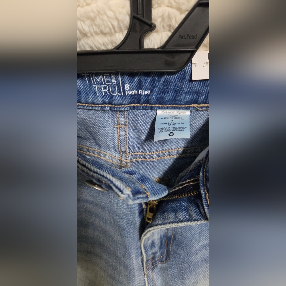 NWT Time and Tru High Rise Cropped Jeans Size 8 - Picture 7 of 8